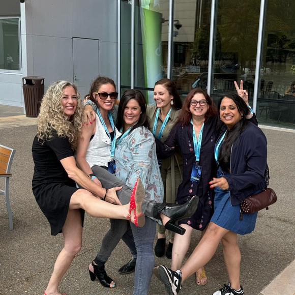 🦮 JACKIE IS LIVE! Come Hang!! - Picture 7 of 7